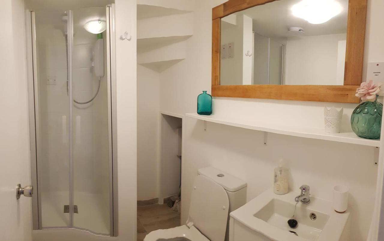 Ocean Heights Apartment Gibraltar Bagian luar foto